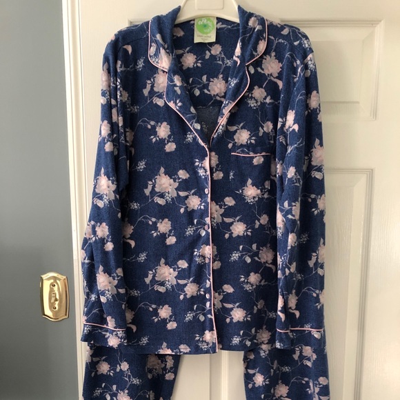 white orchid pajamas